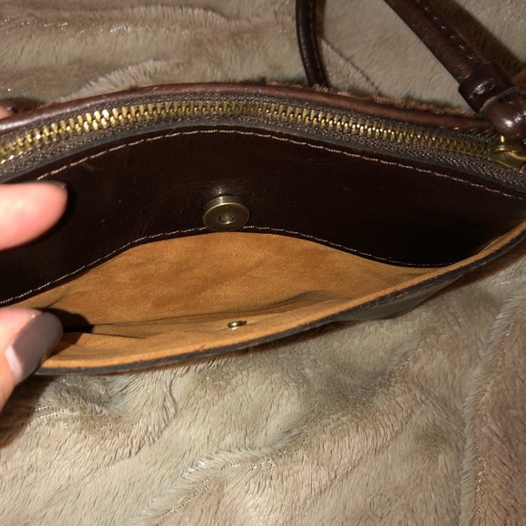 Patricia Nash Sherpa wristlet - Picture 3 of 7